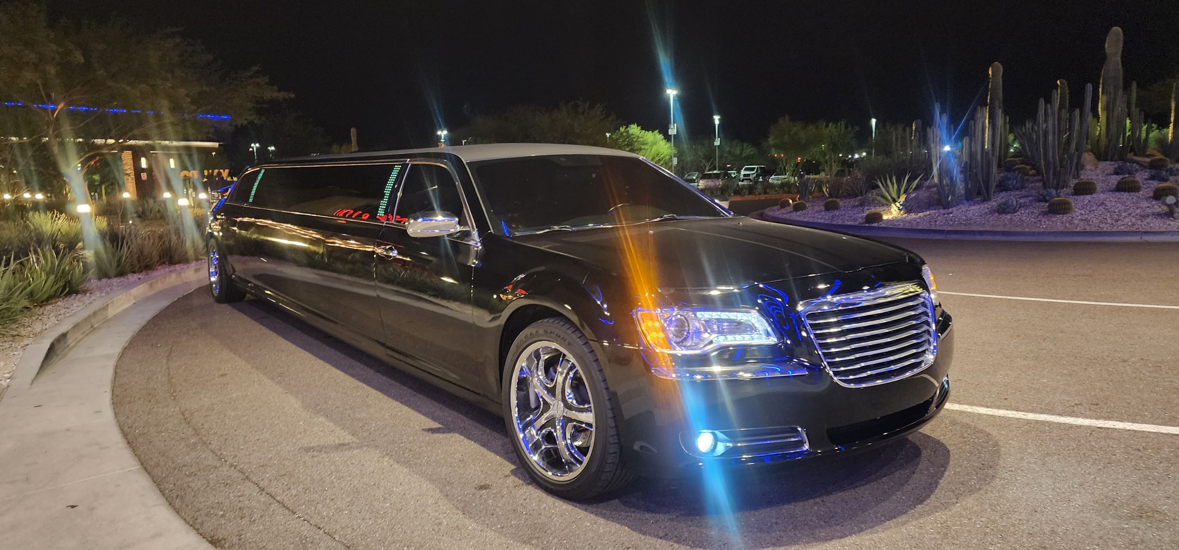 Chrysler 300 Stretch Limousine in Mesa, Arizona