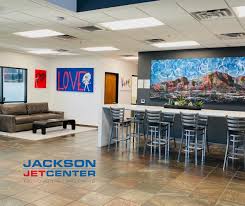 Jackson Jet Center chauffeur & car service at Phoenix Sky Harbor International Airport (PHX)